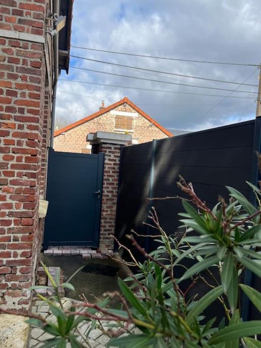 La Petite Maison Vermand Exteriör bild